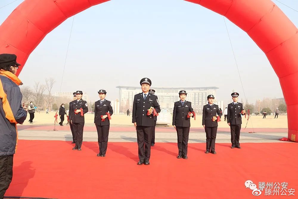 滨州警察版小苹果特警大队长是什么级别-第2张图片-太平洋在线下载